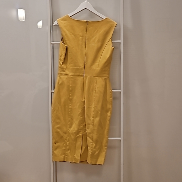 Heavy cotton yellow sleeveless dress. - Picture 2 of 3